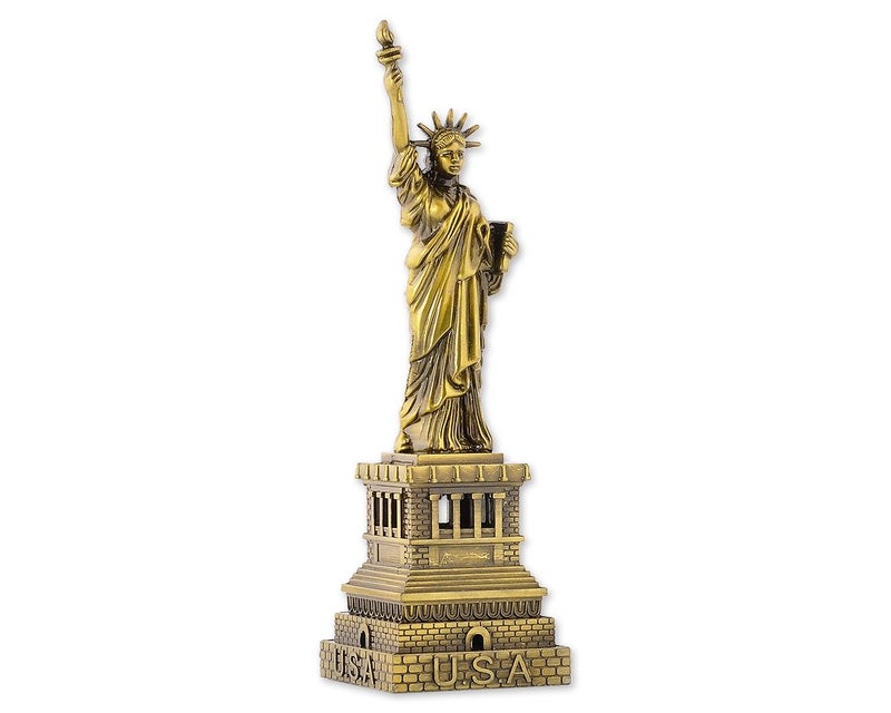 DS.DISTINCTIVE STYLE DS. DISTINCTIVE STYLE Statue of Liberty Model - Metallic Statue - Figurine for Souvenirs (5.9 Inch) - Image 1